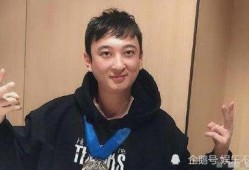 王思聪吃瓜某网红,某网红成焦点人物