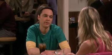 胖妞吃瓜看娱乐