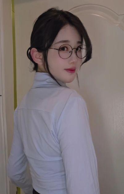 娱乐吃瓜酱兔系女友,娱乐吃瓜酱的浪漫邂逅