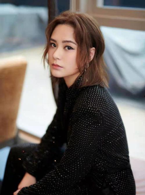 娱乐吃瓜热门大明星,揭秘热门大明星的吃瓜瞬间