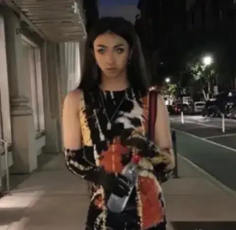 娱乐吃瓜阿姐,阿姐的吃瓜日常